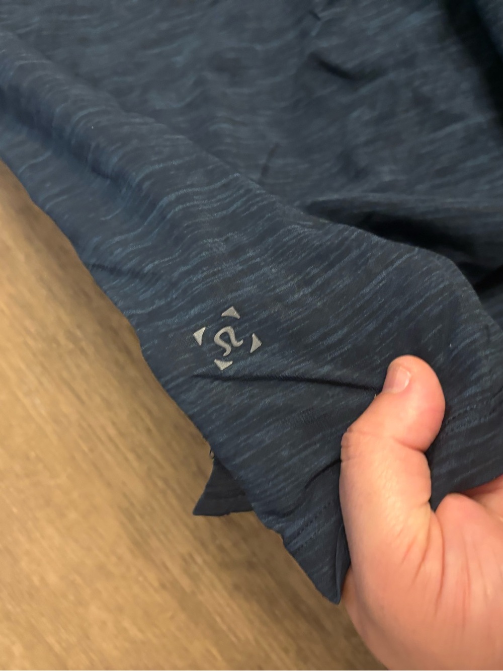 Lululemon T.H.E. Shorts XL navy - Picture 5 of 6